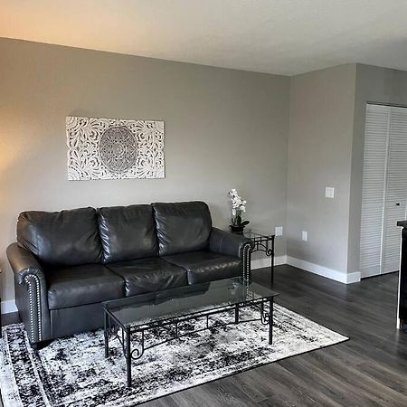 New Remodeled Luxury Condo By The Lake, No Stairs! Branson Exteriör bild