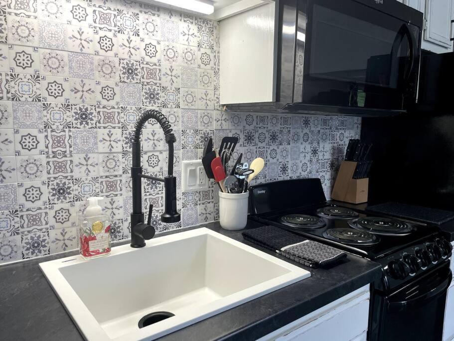 New Remodeled Luxury Condo By The Lake, No Stairs! Branson Exteriör bild