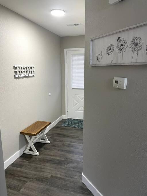 New Remodeled Luxury Condo By The Lake, No Stairs! Branson Exteriör bild